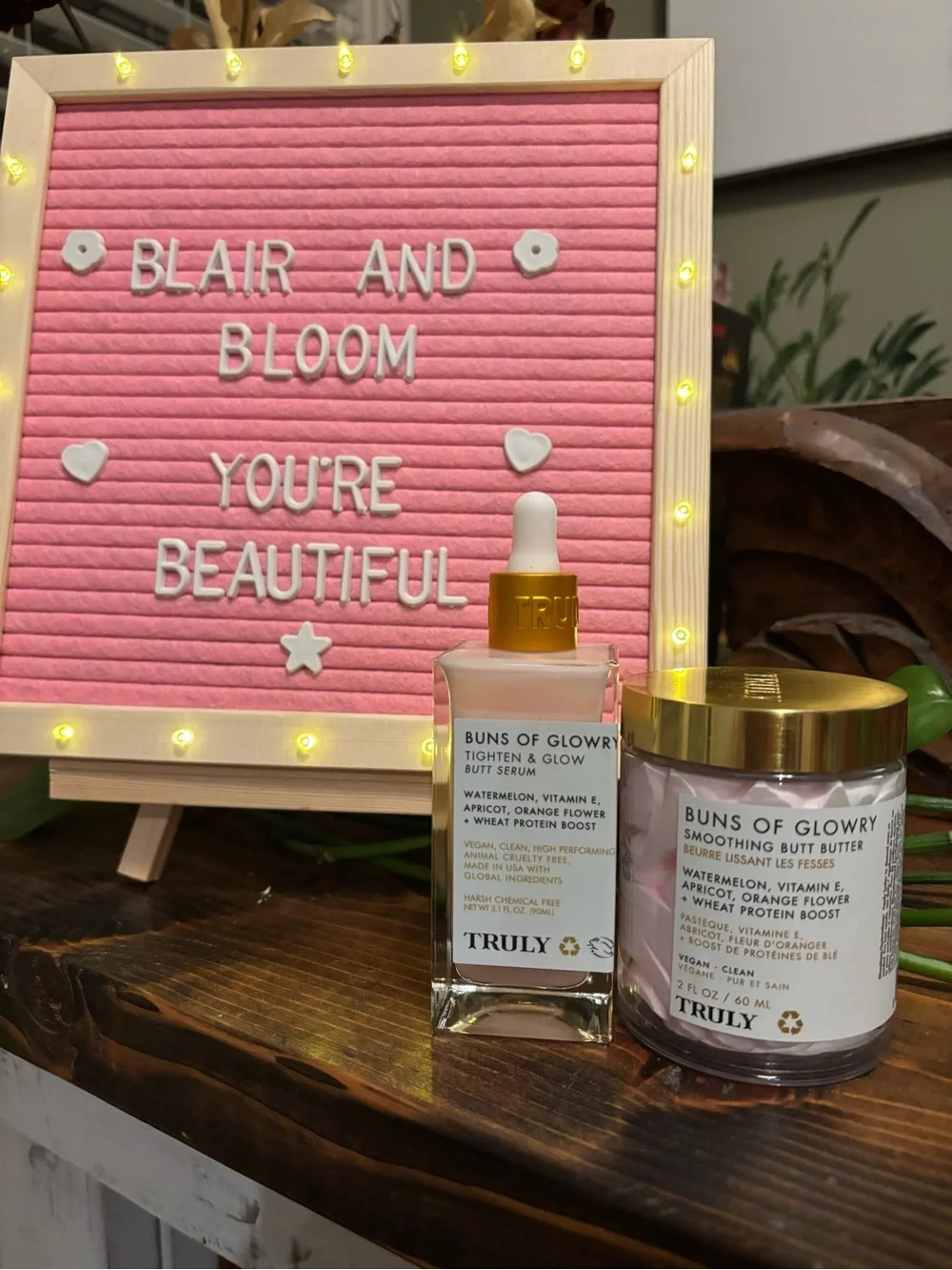 Truly Beauty Buns of Glowry Bundle with Limited Edition Gold Scoop